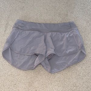 Lululemon Athletica Speed Up Low-Rise Lined Short 4” Size 6 Light Grey